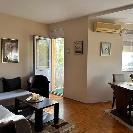 Nana Appartamento Ćuprija